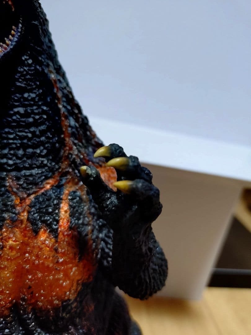 東宝30cmシリーズ 酒井ゆうじ造形コレクション ゴジラ（1995）ラストシーン