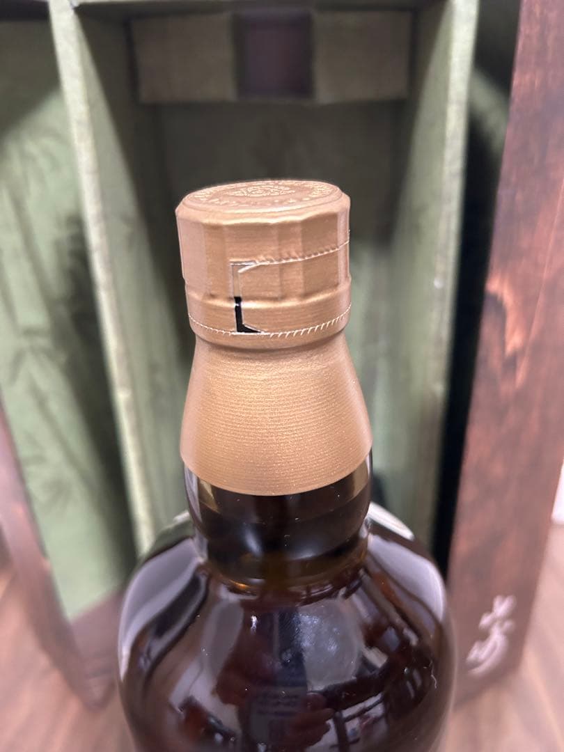 サントリー 山崎　10年　ホワイトラベル　700ml 40度　観音開箱