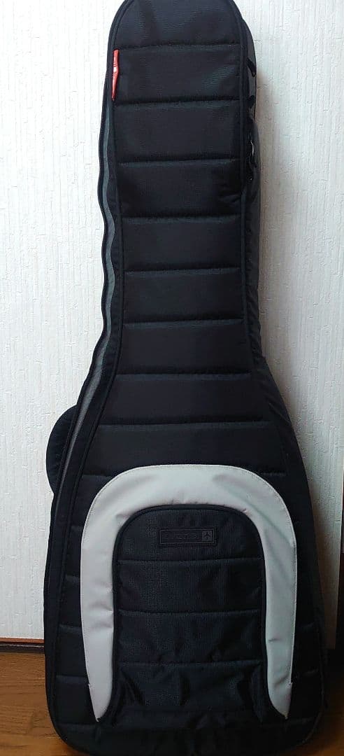 ケース付き！Epiphone by Gibson Les Paul Custom