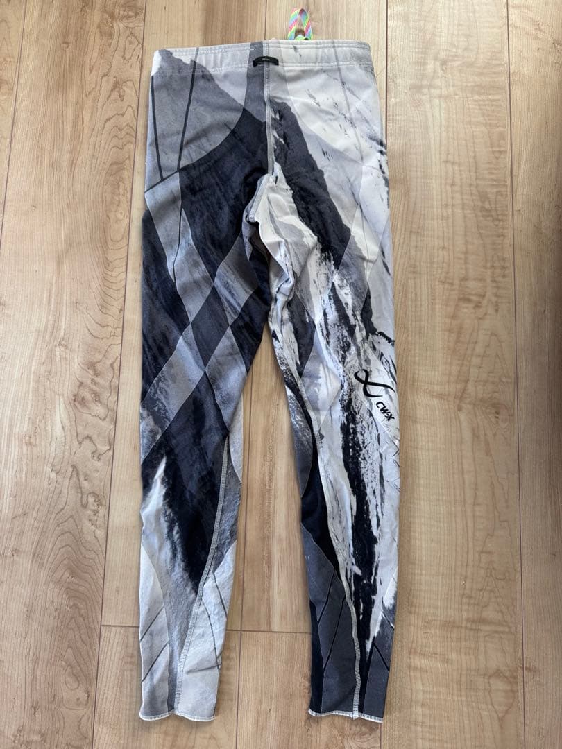 CW-X ジェネレーター レボリューション 富士山　レディース　サイズS