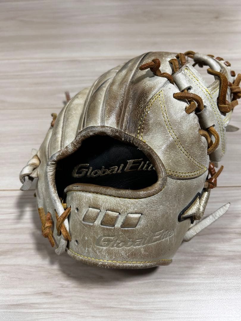 野球　硬式グローブ クリーム色　軟式