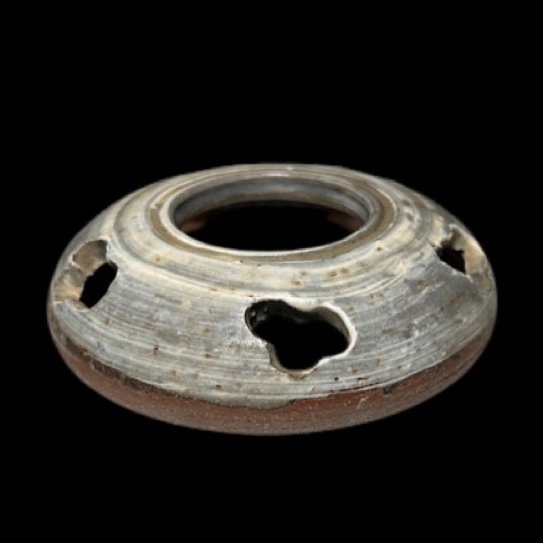 京焼　浅見与し三 作　 竹彫紋刷毛目 手炙り 高20.2cm ボトムに小欠けあり