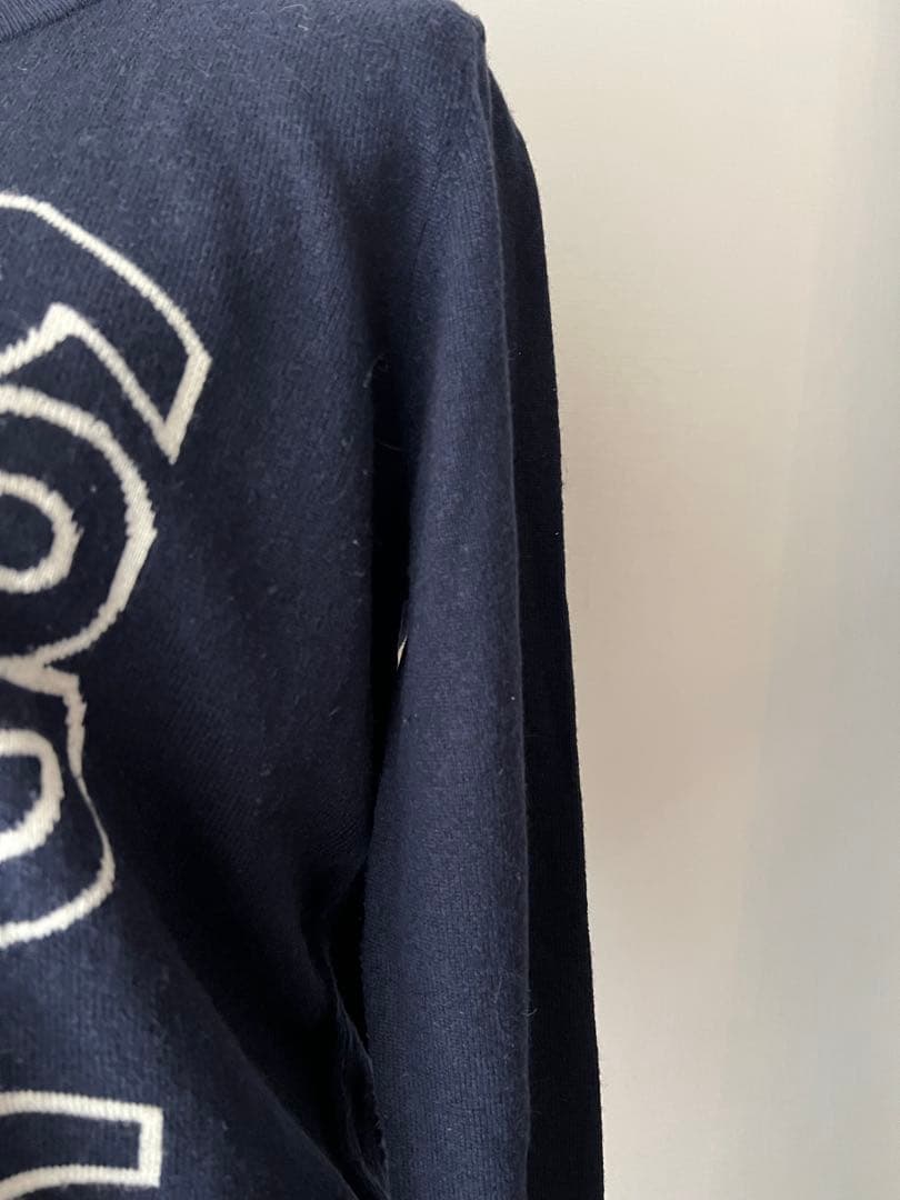ピッティ3 様パーリーゲイツ　カシミア混ネイビーロゴセーター