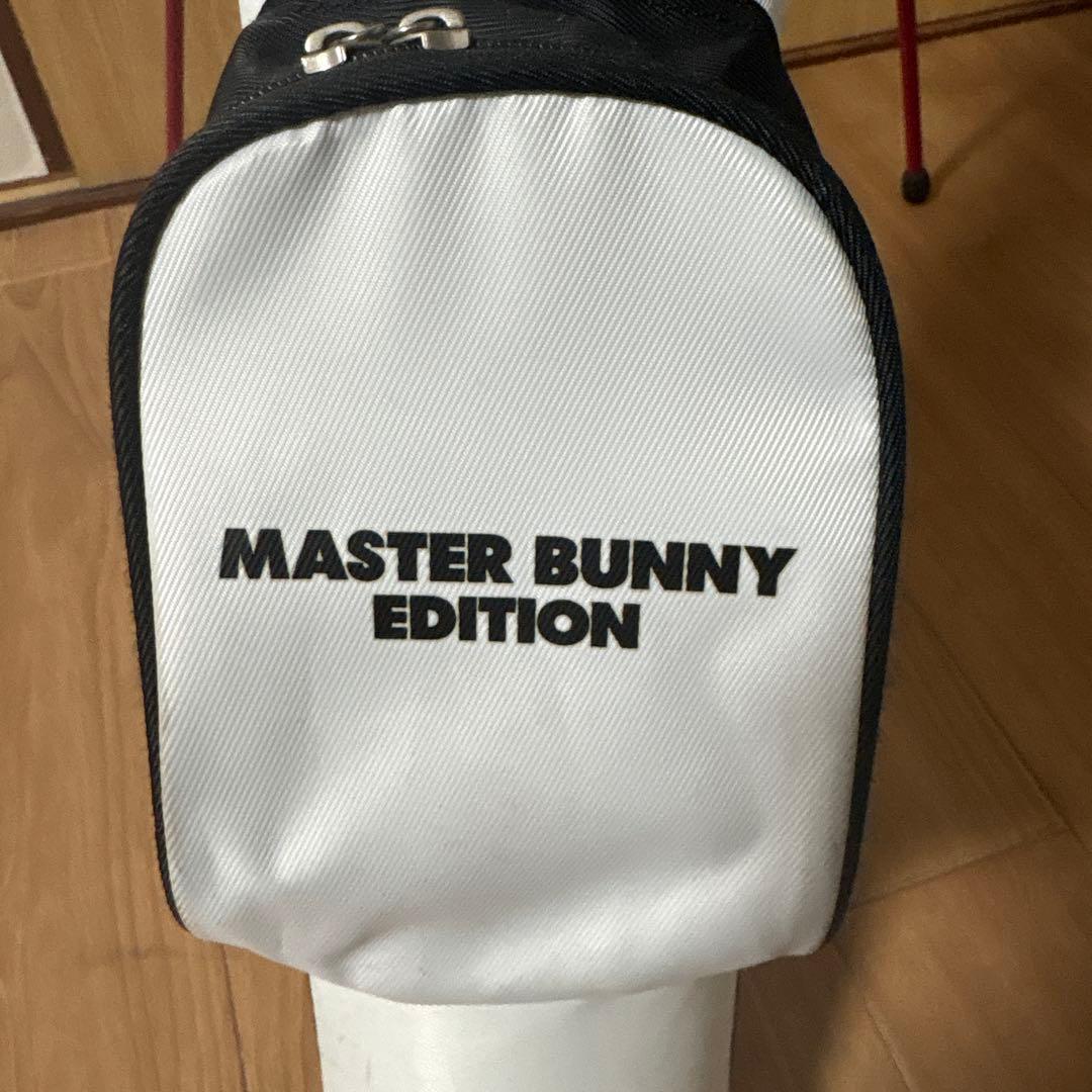 マスターバニーセルフスタンドバック