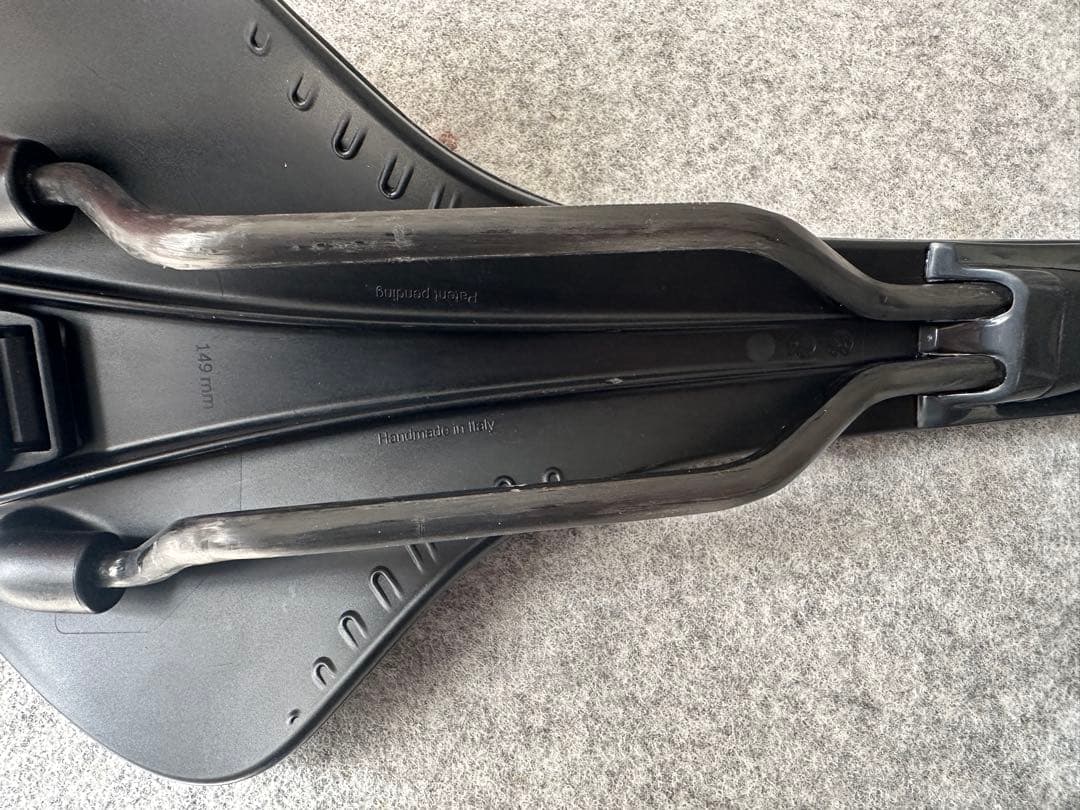 fizik フィジーク アンタレス VERSUS EVO R1 ADAPTIVE