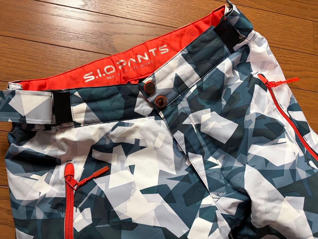 DESCENTE デサント　スキーパンツのみ