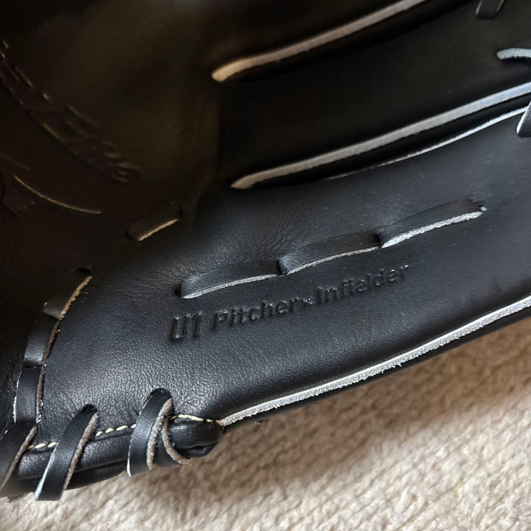 【新品未使用】Mizuno 軟式グローブ 黒 袋付き　少年野球　右手用