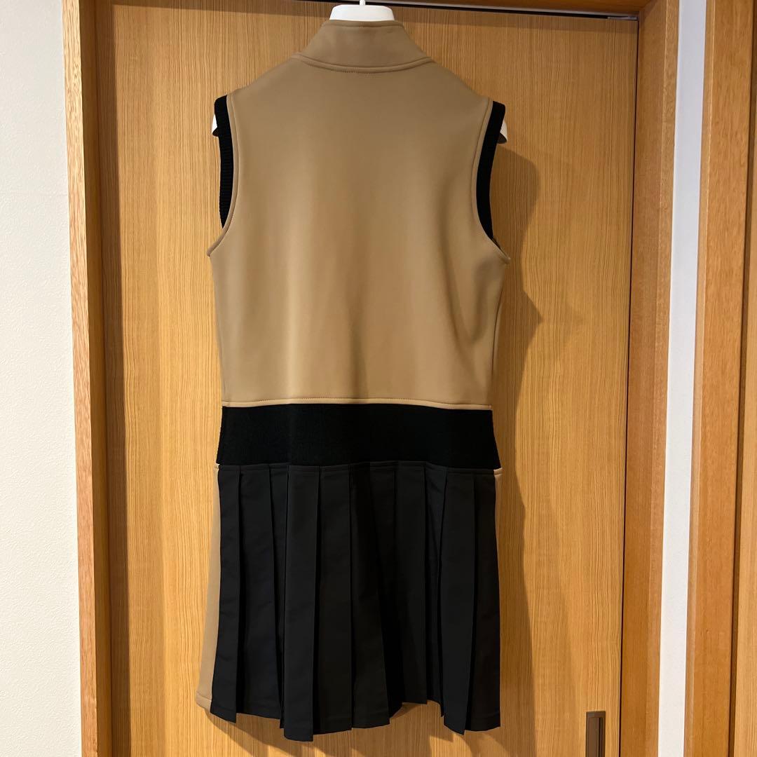 ムータマリン　ベージュ ジップアップ ワンピース