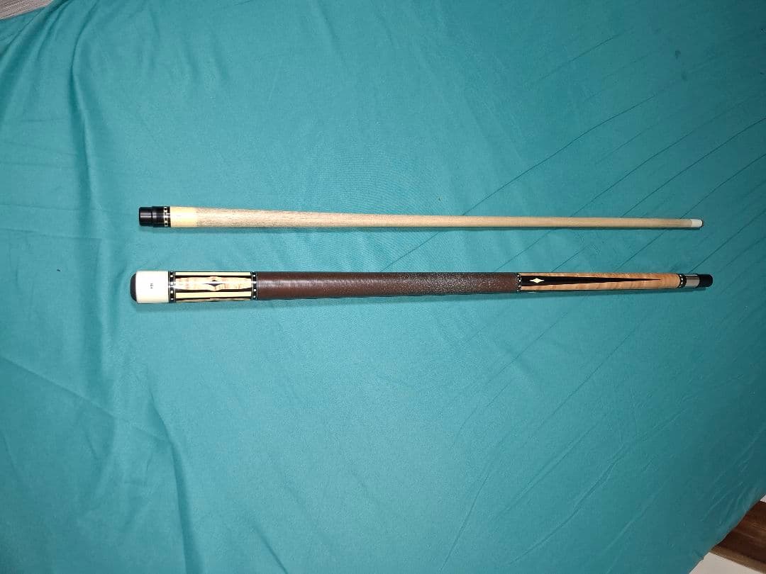 ビリヤード　ルカシーキユー