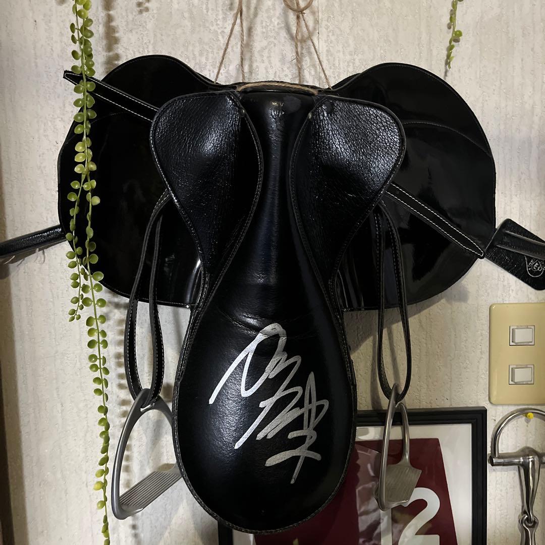 ☆内海馬具店☆鞍☆サイン入り☆