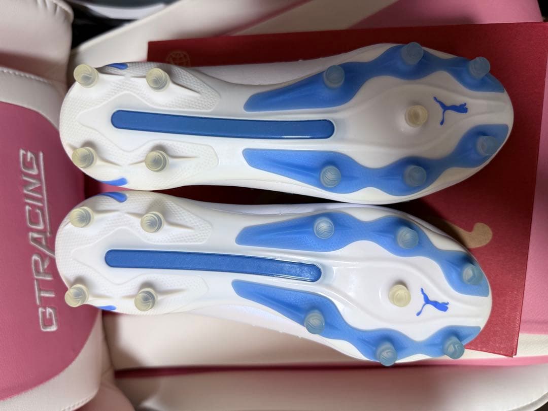 プーマ　キング アルティメット FG/AG 25.5cm 新品