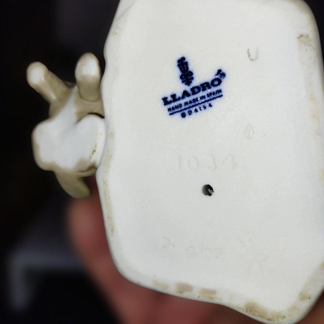 陶器製 女性像 バスケット付き