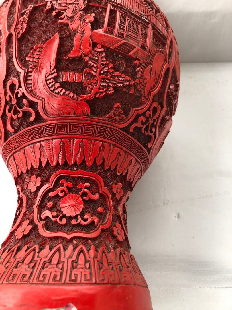 中国美術 人物彫文堆朱花瓶 高48cm 銅製 細密細工 花文 骨董(I95)