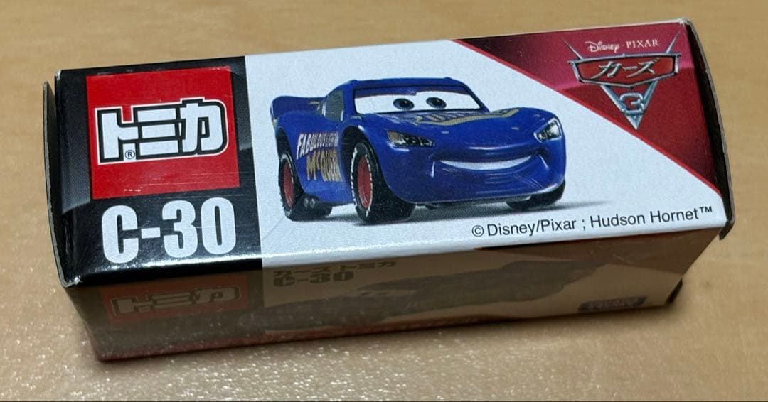 国内正規品　トミカ カーズ ライトニングマックィーン　ファビュラスタイプ 廃盤