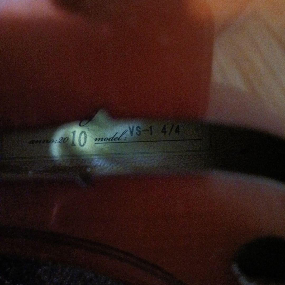 カルロジョルダーノ4/4 バイオリン本体 4弦 弓、ケース付き