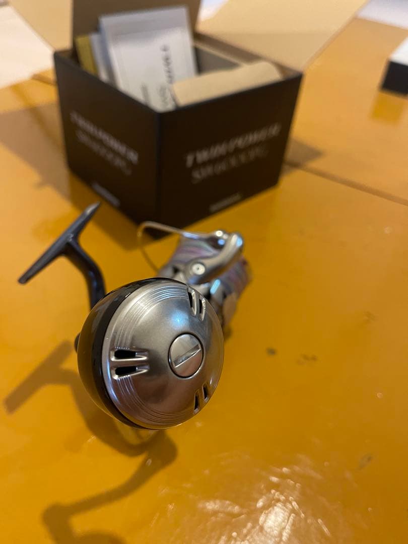 TWIN POWER SW6000PG スピニングリール