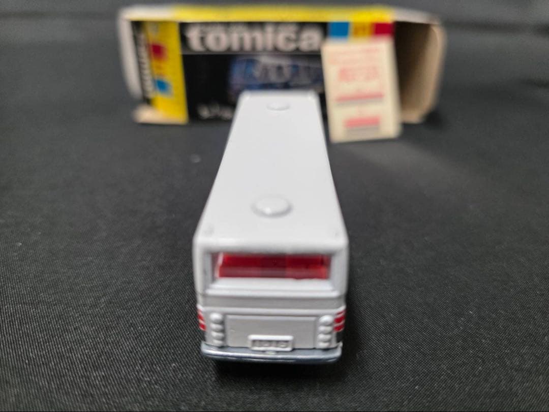 トミカ黒箱41三菱ふそう東名高速バス(日本製)小田急特注