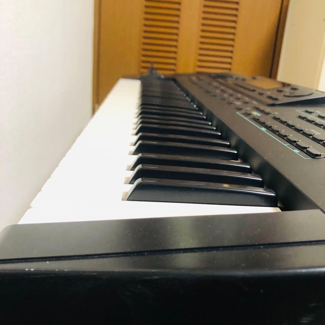 【美品】KORG i3 MUSIC WORKSTATION