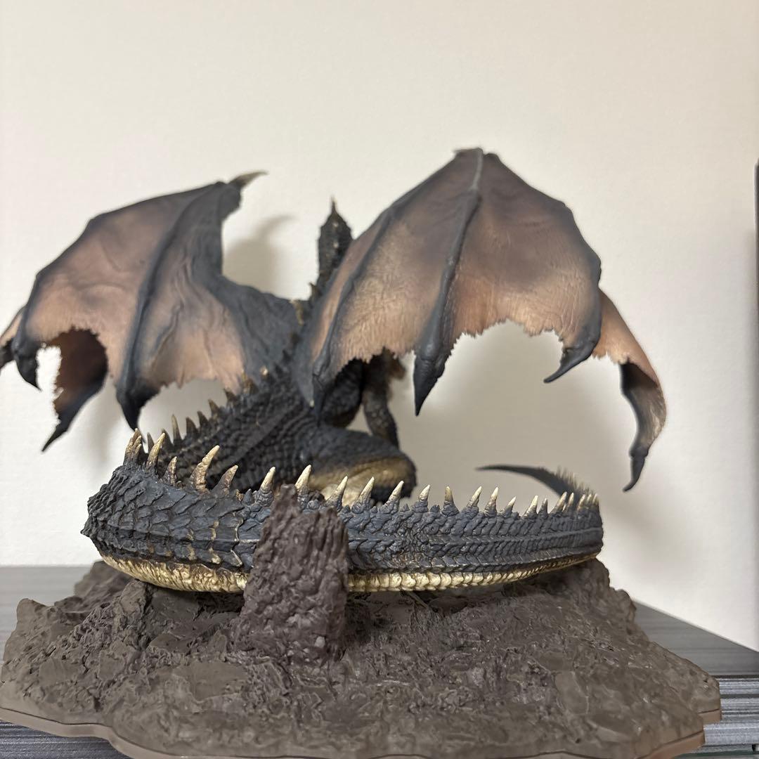 男青山稟空 モンスターハンター　ミラボレアス　フィギュア