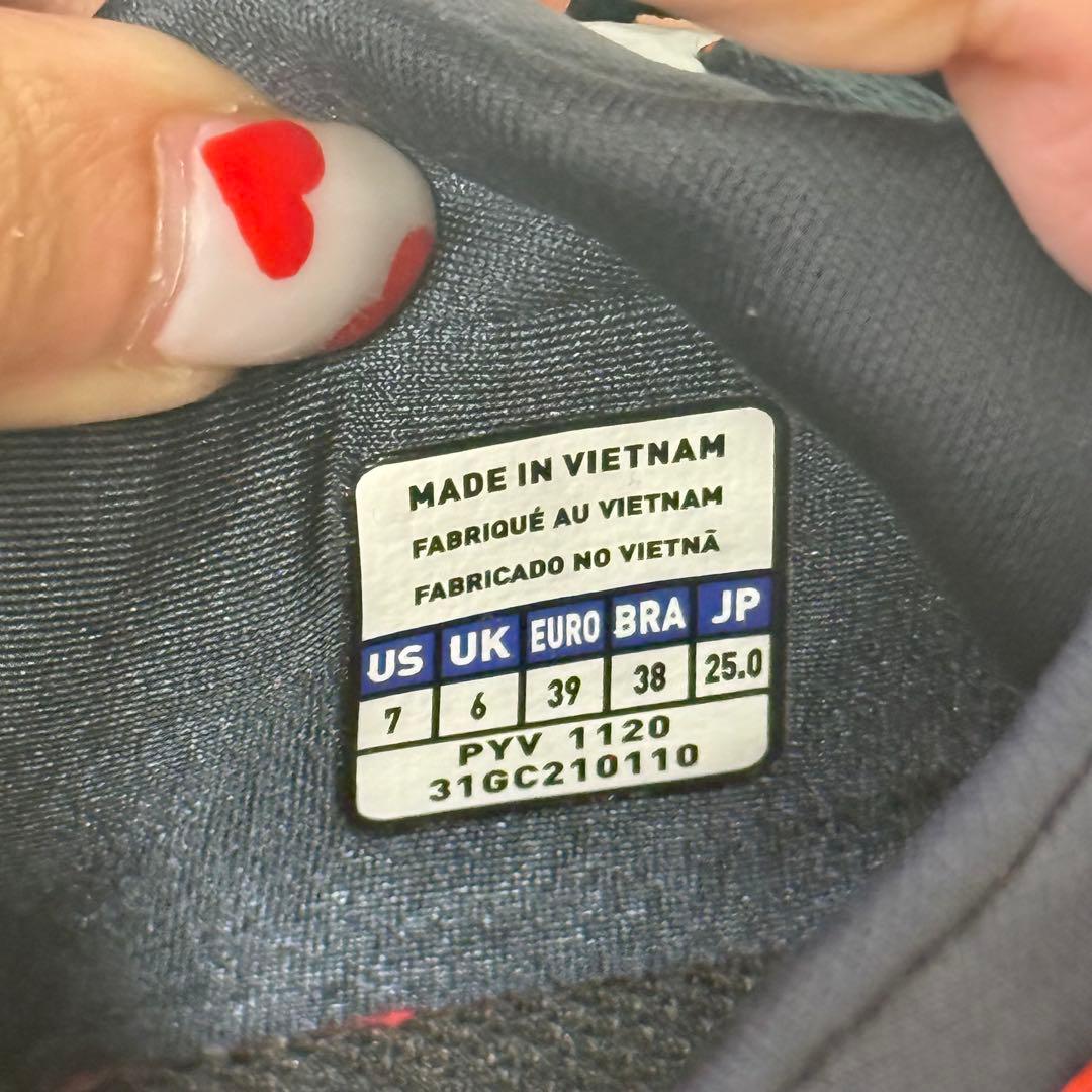 ミズノ 名古屋グランパス 移動用トレーニングシューズ TC-11 25cm 美品