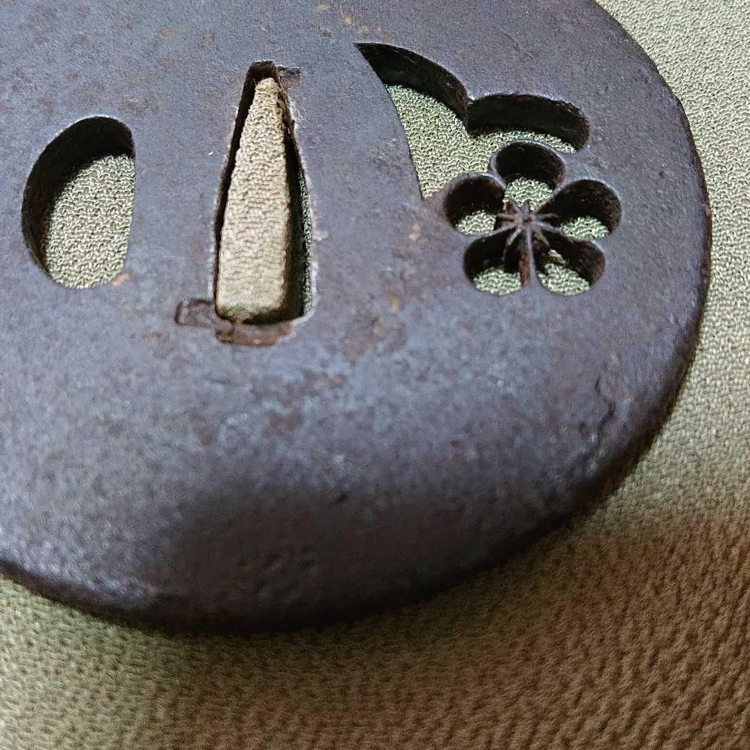 【刀匠鐔】室町～江戸期 梅花千鳥透図