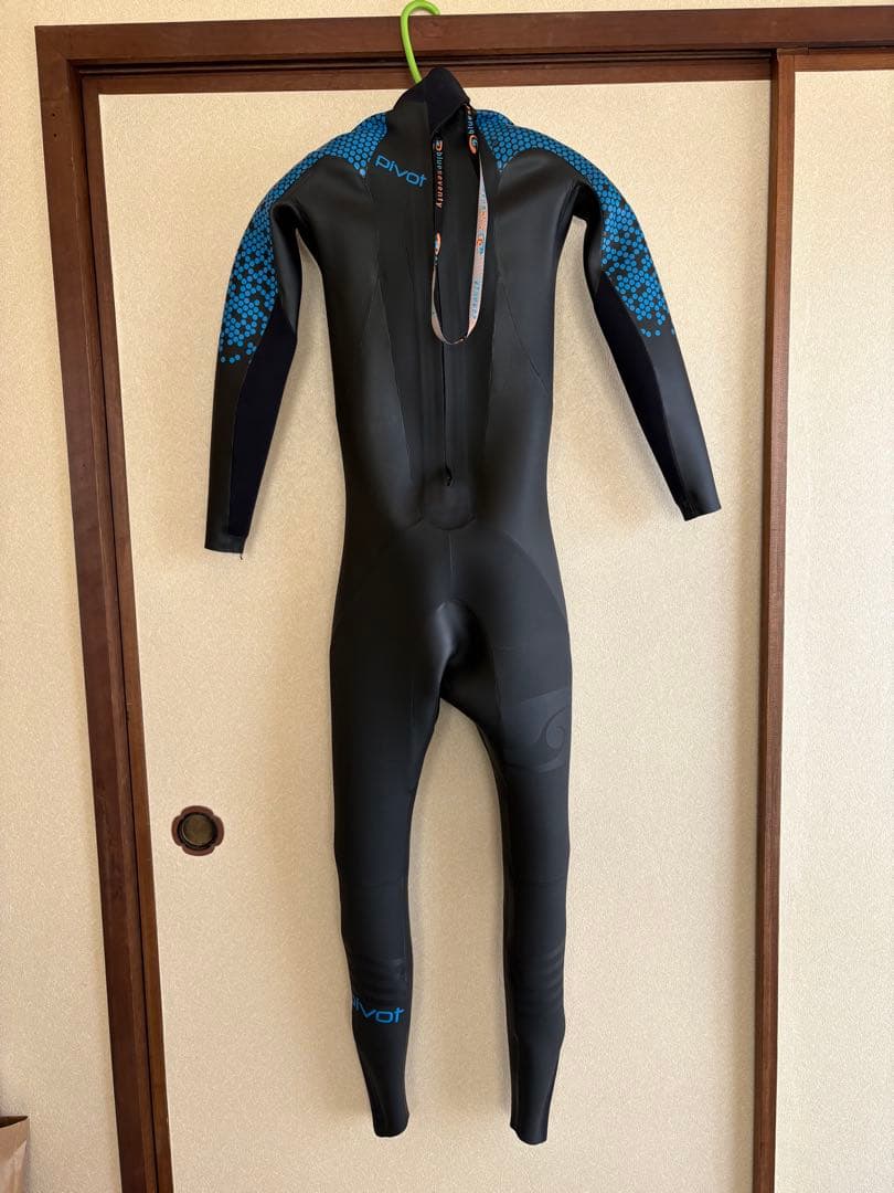 blueseventy ブルーセブンティー pivotウェットスーツ （SMT）