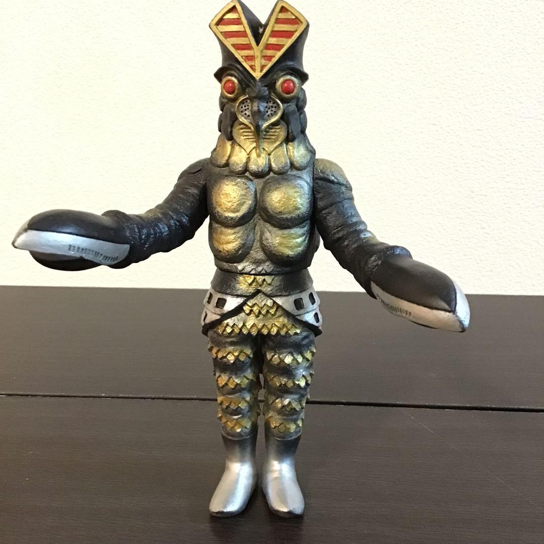 バルタン星人11体セット　分身バージョン　パワード・バルタン　ジュニア他　ソフビ