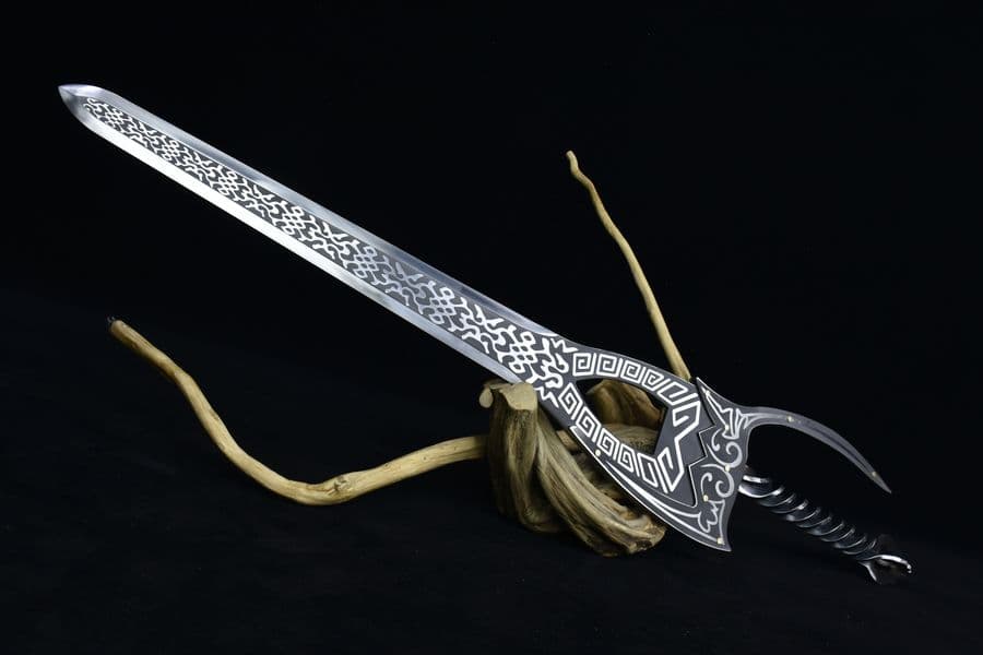 絶世の名剣 アニメ「風雲-天下を制覇する」古兵器   武具　刀装具　日本刀模造刀