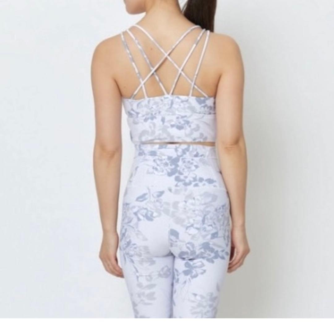 ジュリエ セットアップ 0 ブラトップ レギンス ヨガウェア ホットヨガ 花柄