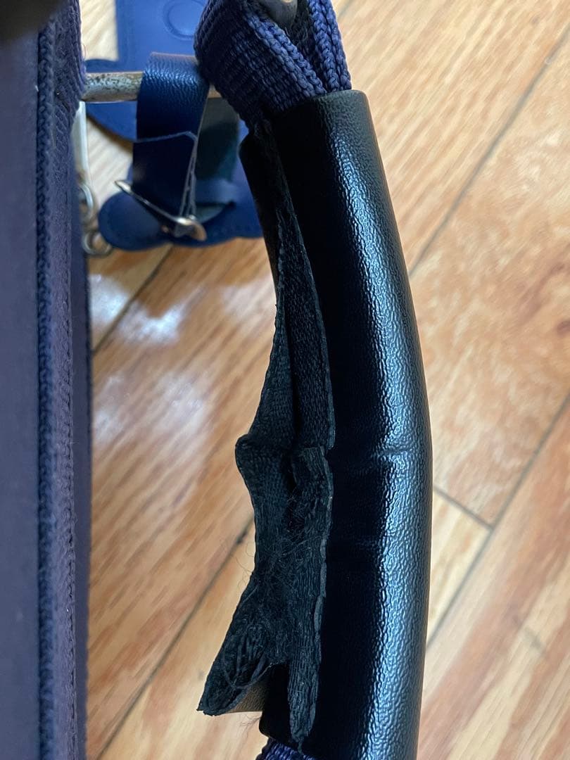 familiar ファミリア　紺色キャリーケース　スーツケース