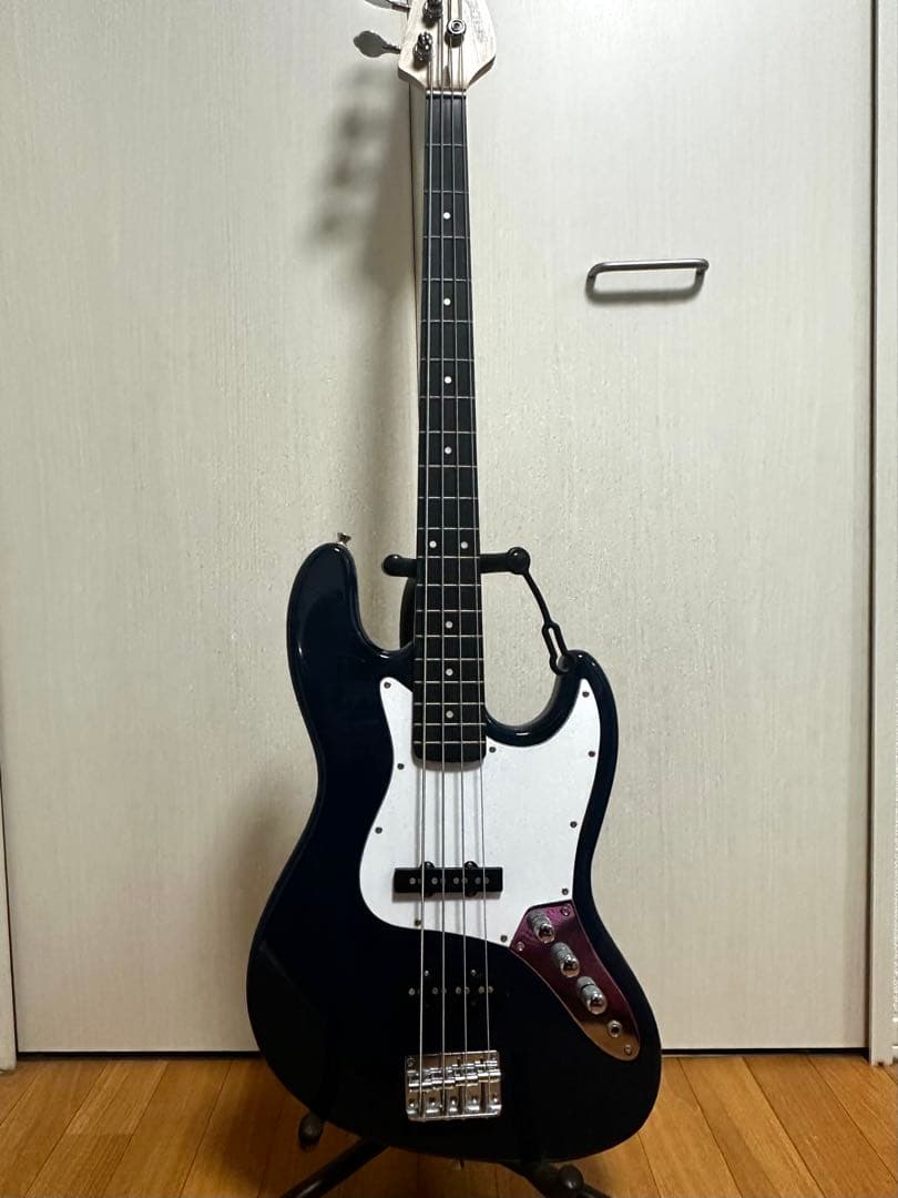 【美品】SELDER エレキベース ブラック スタンド付属