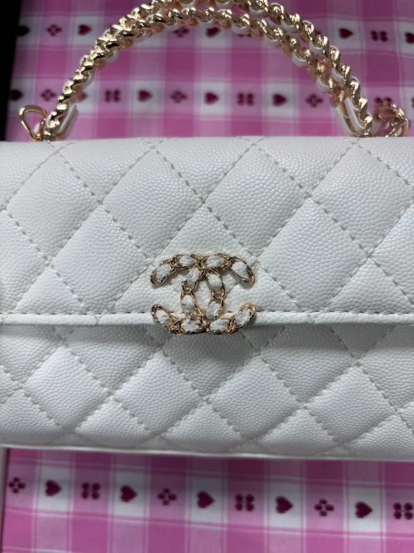 【非売品】VIP限定 ホワイトキルティングバッグ wt