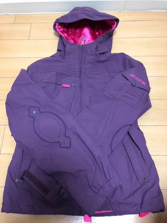 紫のBurtonのレディースウェア