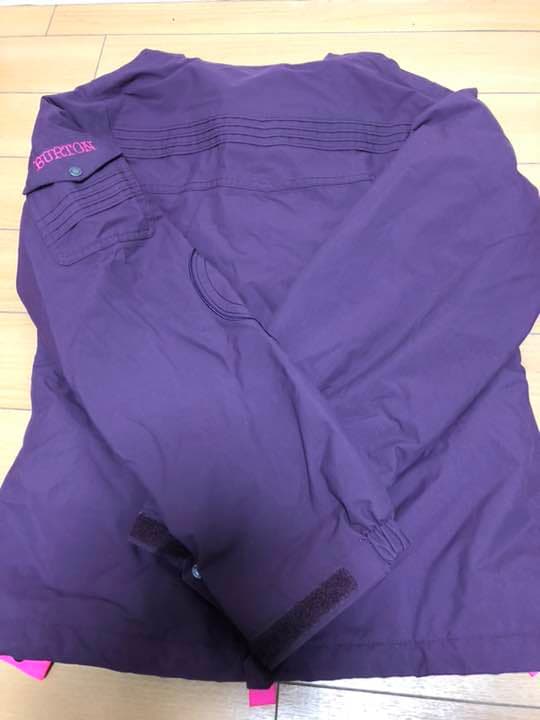 紫のBurtonのレディースウェア