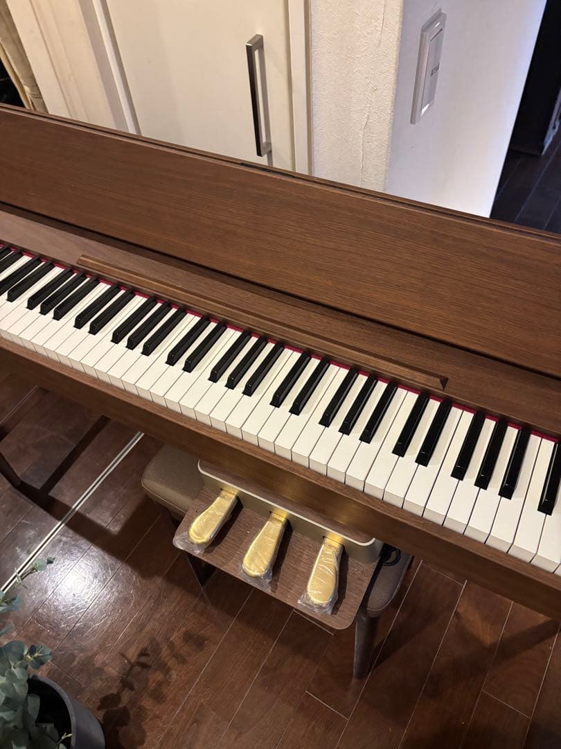 【 Roland × カリモク家具 】 KIYOLA ウォールナット　電子ピアノ