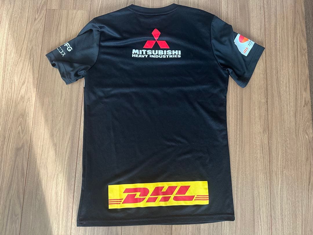 浦和レッズ　支給品　プラクティスシャツ