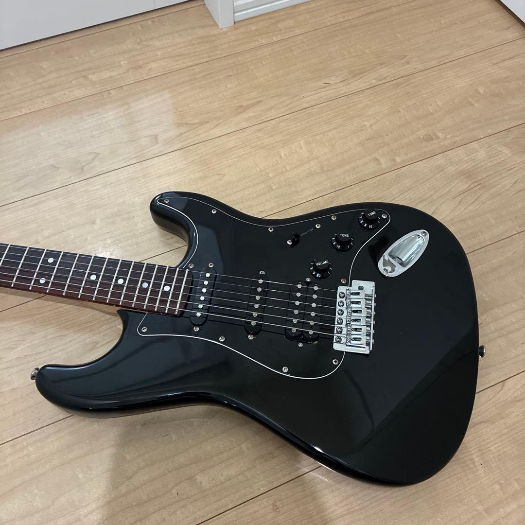 安い　調整済み　selder ストラトキャスタータイプ　弦高調整済み　です