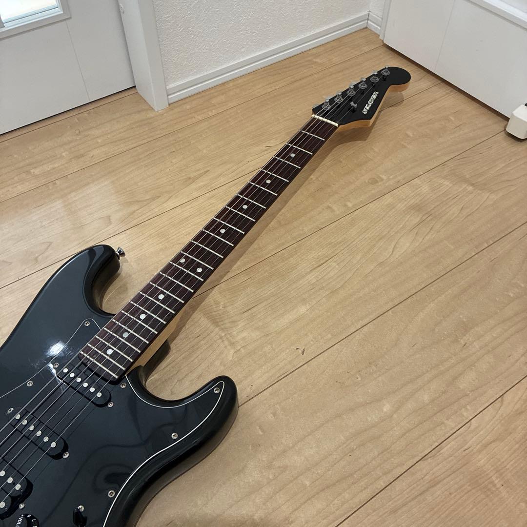 安い　調整済み　selder ストラトキャスタータイプ　弦高調整済み　です