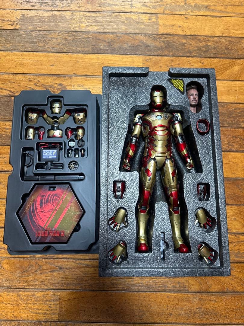 ホットトイズ　ムービーマスターピース　DIECAST アイアンマンマーク42