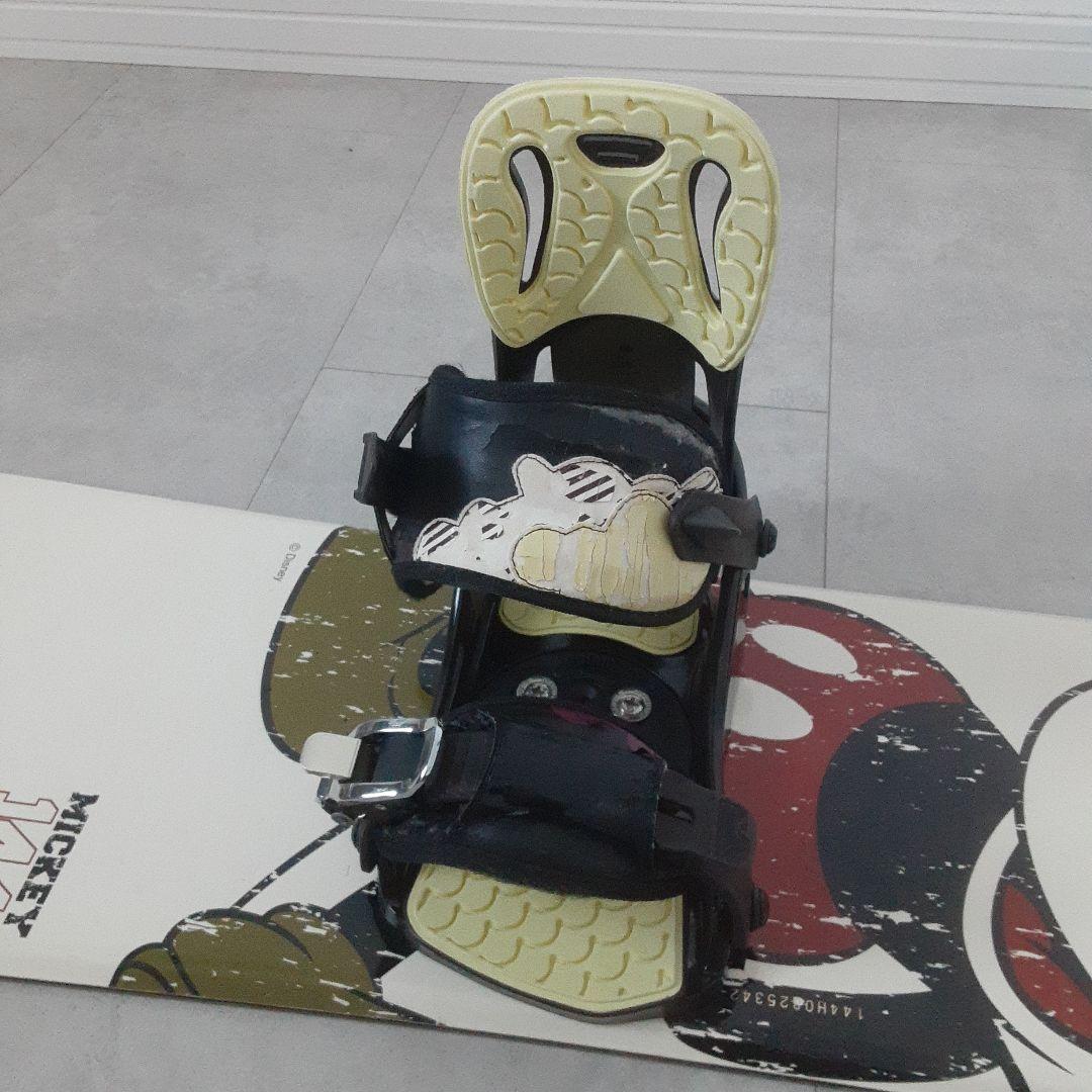 ミッキーマウス Hart スノーボードセット 144 サロモン ビンディング付き