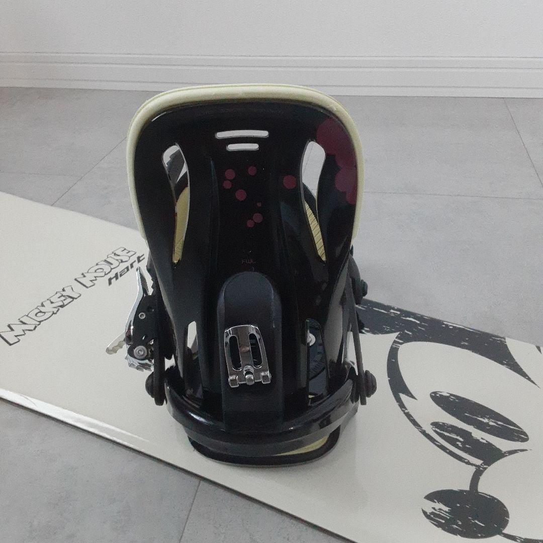 ミッキーマウス Hart スノーボードセット 144 サロモン ビンディング付き