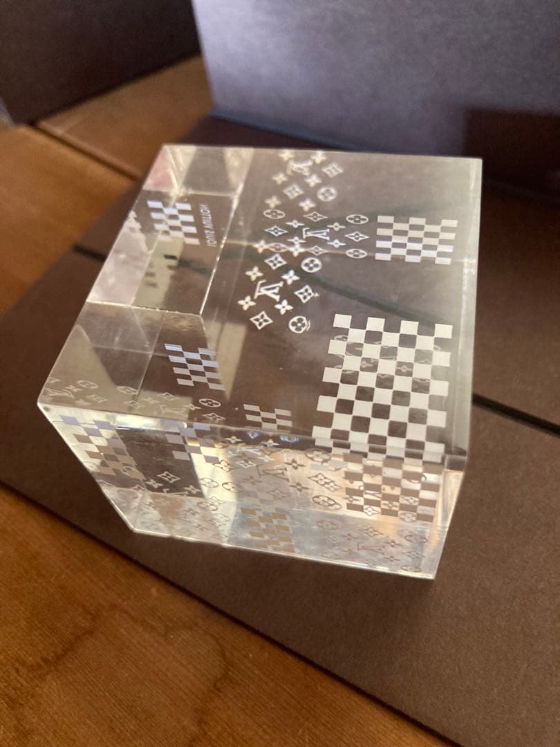 LOUIS VUITTON クリスタルオブジェ