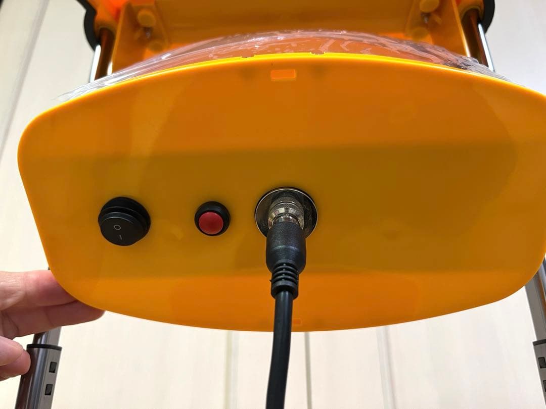 ポータブル投光器　イクシンライト　IN3500LB