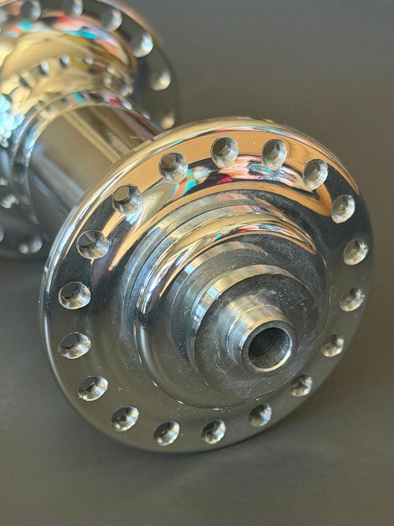 Paul フロントハブ