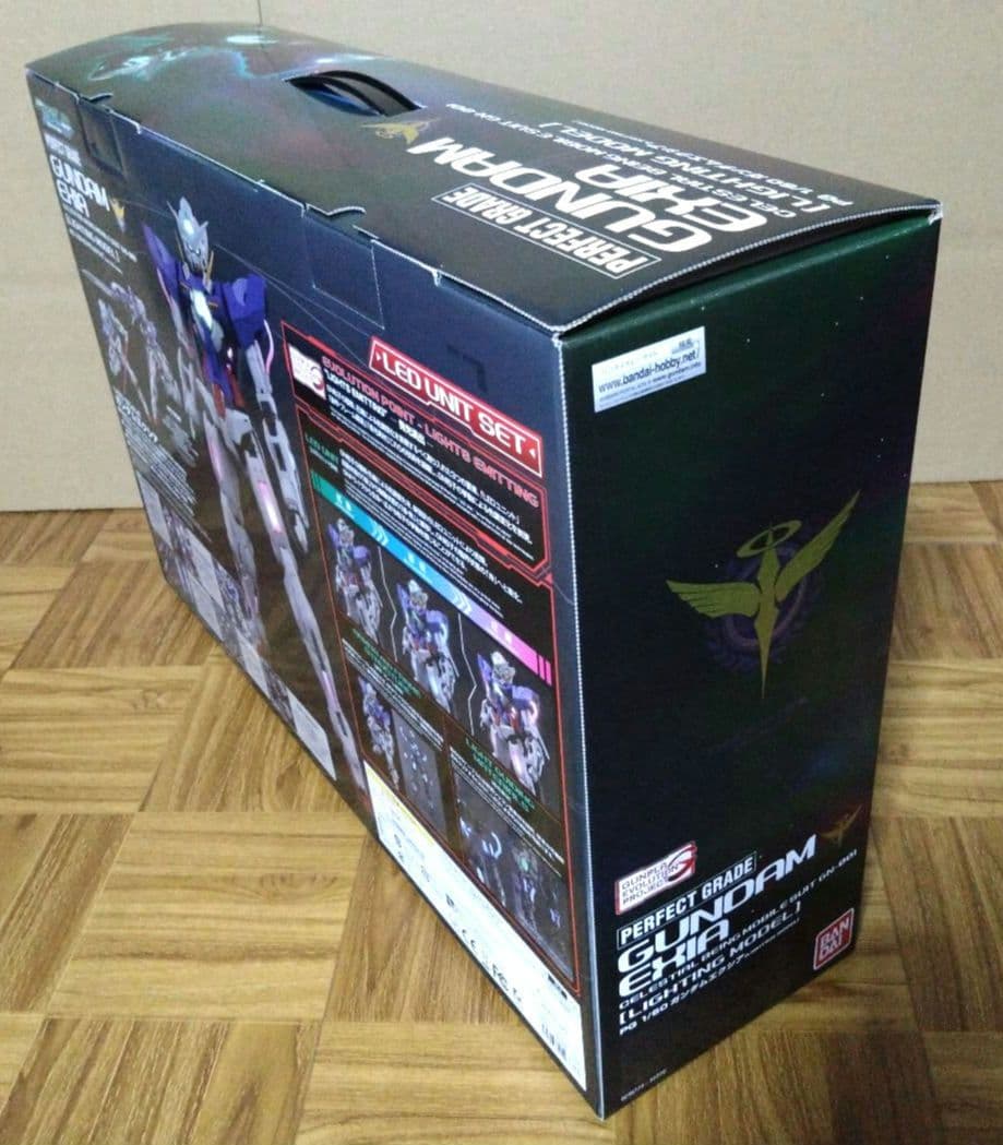 PG ガンダムエクシア [LIGHTING MODEL]