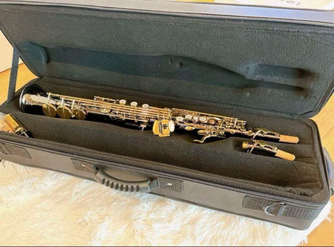台湾製 シャトー ソプラノサックス　ブラックシルバー リガチャー・キャップ付