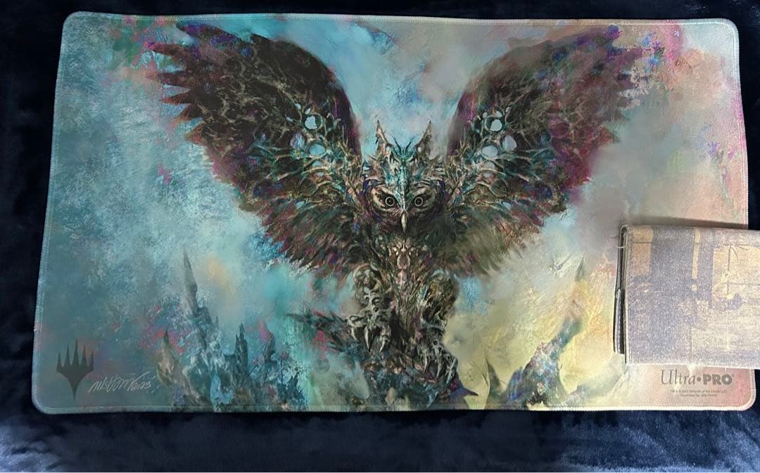 【プレイマット】Baleful Strix MTG