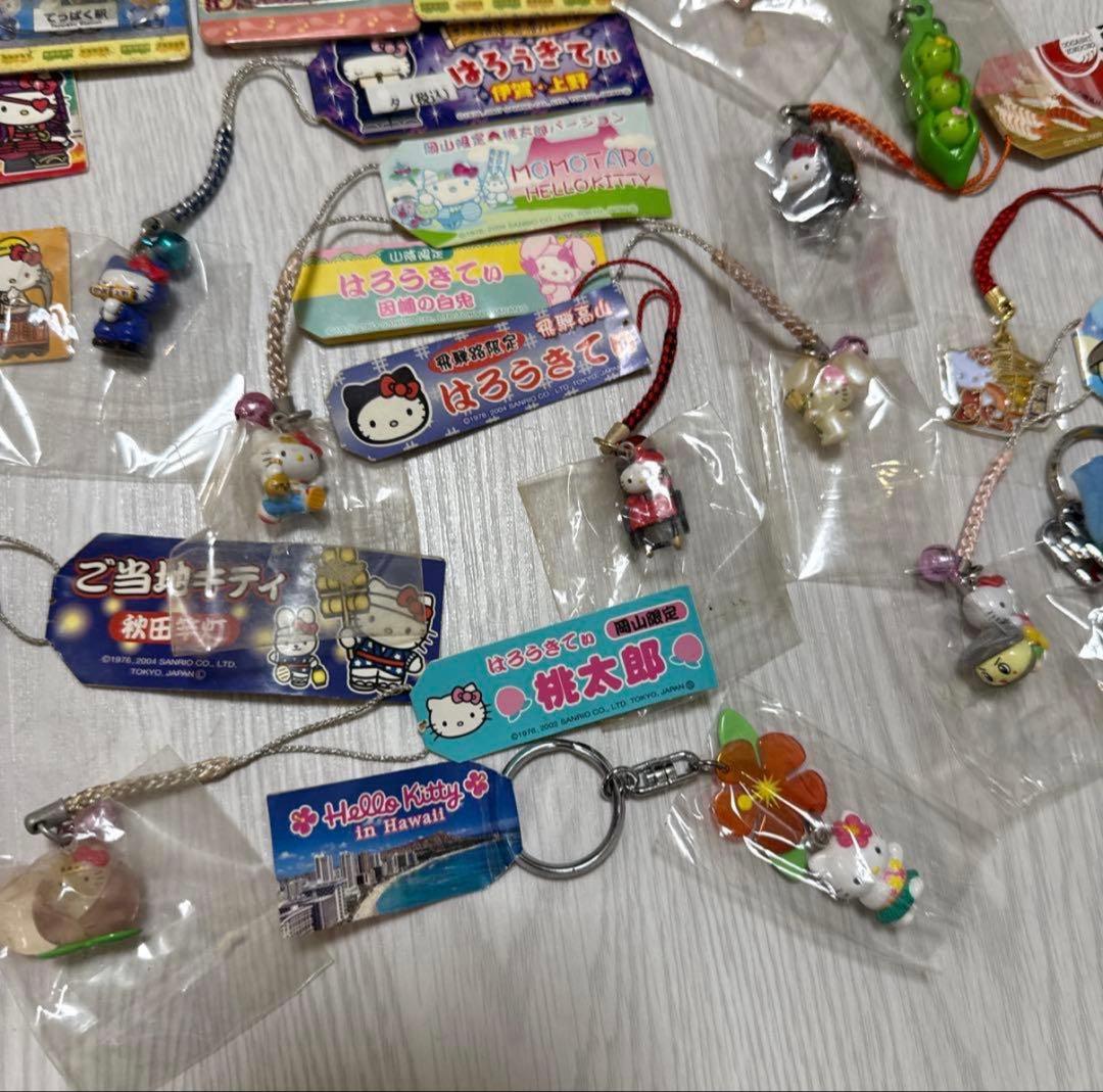ハローキティ　ご当地　ねつけ　ストラップ　セット　サンリオ