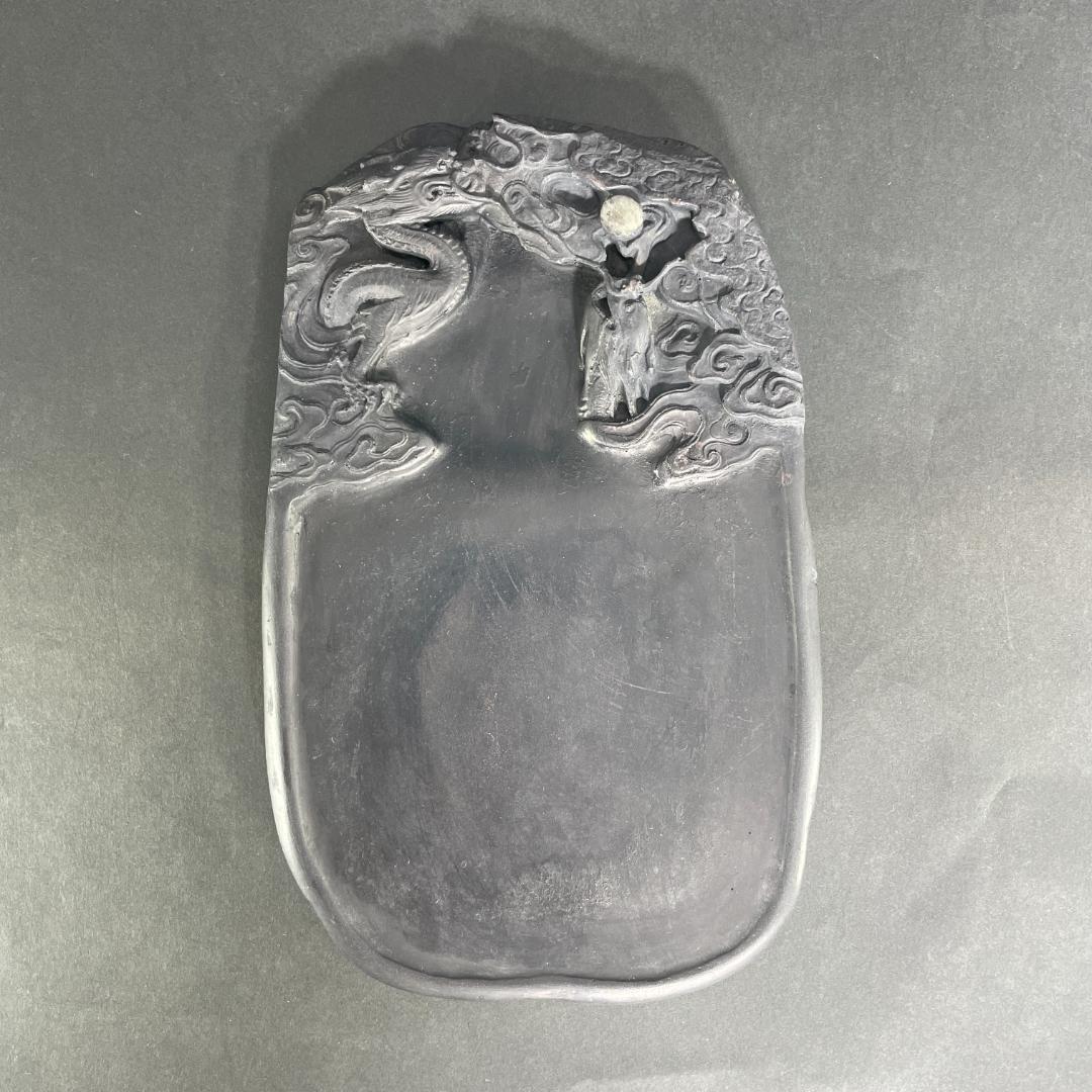 大型端渓硯 端州名硯 龍雲彫刻　石眼　２５センチ