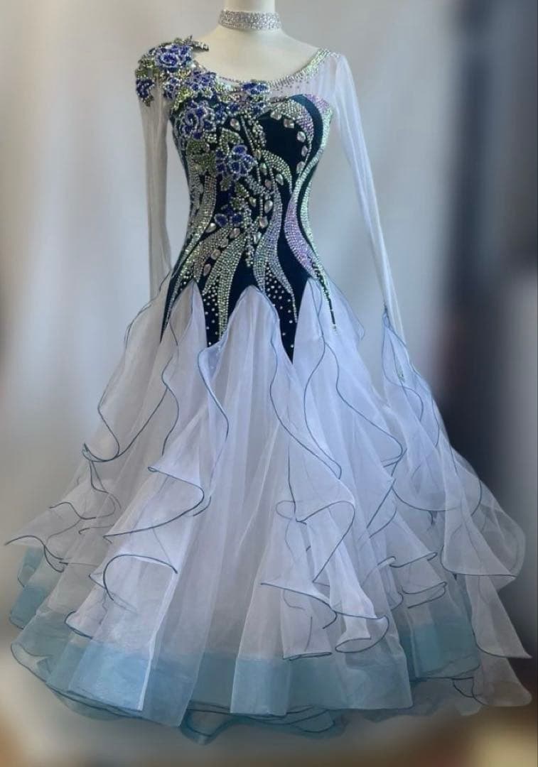 社交ダンス　スタンダードドレス　プリンセス　濃紺ベルベット　M